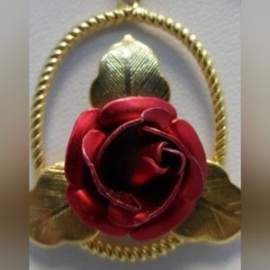 Vintage Gold Tone Leaf & Rose Pendant